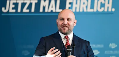 &bdquo;Eklatante Inkompetenz&ldquo; &ndash; &Ouml;konomen kritisieren AfD-Pl&auml;ne f&uuml;r Autoindustrie