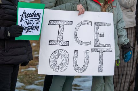 B&uuml;rgermeister setzt Teilabzug von ICE-Kr&auml;ften in Minneapolis durch