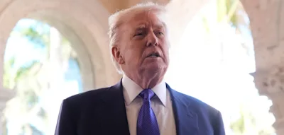 &bdquo;Ich war nie auf Epsteins Insel&ldquo;, w&uuml;tet Trump und nennt Grammy-Moderator einen &bdquo;totalen Verlierer&ldquo;