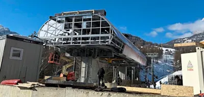 Wann die Gondel zur Olympiapiste fertig wird? Der Bauleiter reagiert gereizt