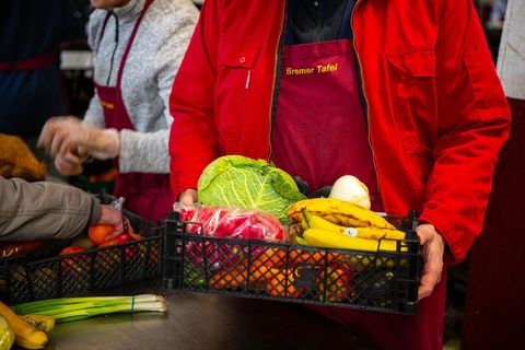 Armut: 13,3 Millionen Menschen gef&auml;hrdet