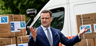 Drei Milliarden von Spahn beschaffte Corona-Masken wurden ungenutzt verbrannt