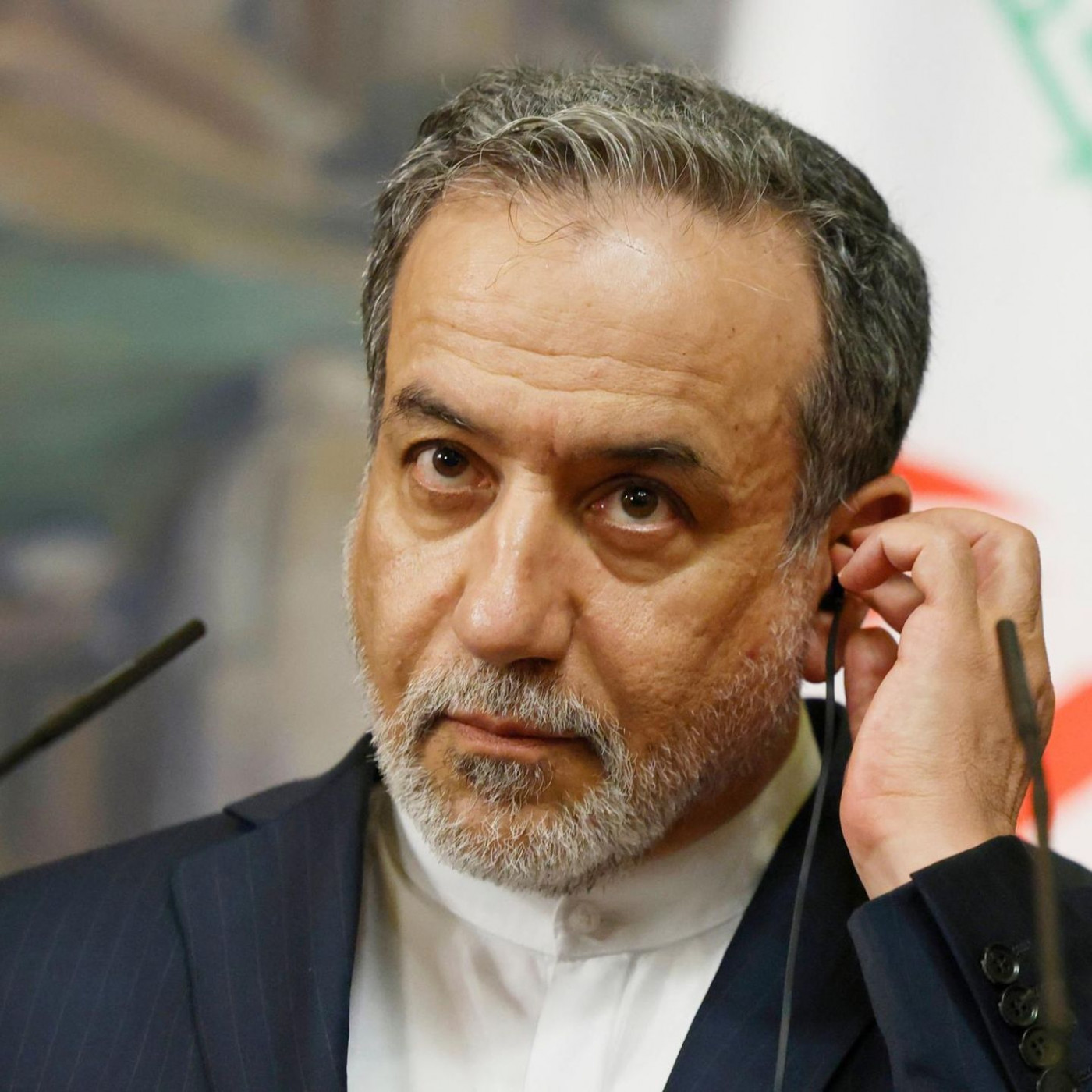 Irans Au&szlig;enminister bescheinigt Kanzler Merz "widerw&auml;rtigen Charakter"