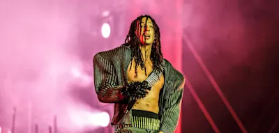 &bdquo;Ich wei&szlig;, warum ich die Hymne nicht singen durfte&ldquo;, sagt der umstrittene Italo-Rapper