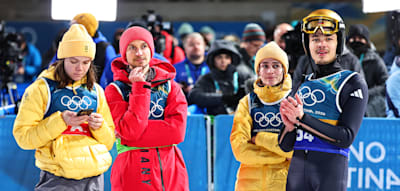 Die Hoffnung auf einen Fehler der Jury w&auml;hrt nur kurz &ndash; Skispringern fehlen 1,2 Punkte