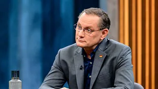 "Geschm&auml;ckle": AfD-Chef Chrupalla besch&auml;ftigt Ehefrau eines Parteikollegen