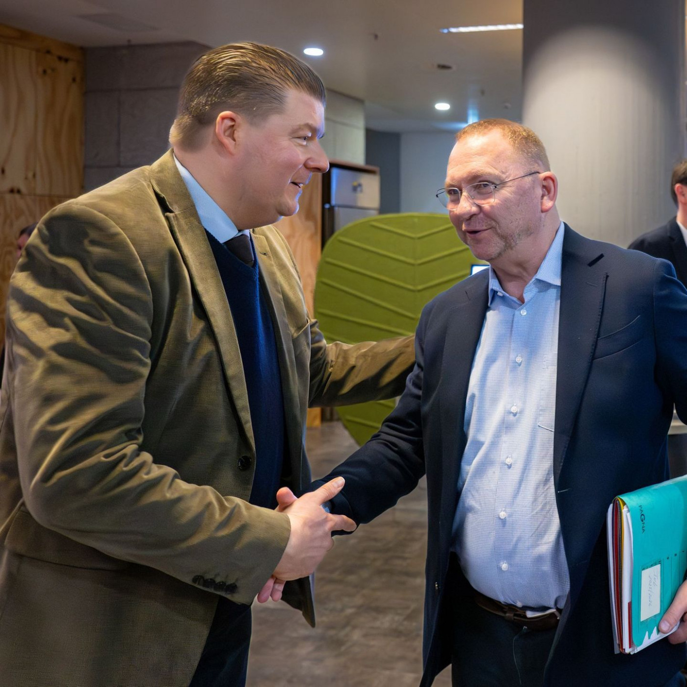 5,8 Prozent mehr Geld f&uuml;r Besch&auml;ftigte der L&auml;nder