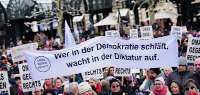 Nur 51 Prozent der Ostdeutschen mit dem Funktionieren der Demokratie  zufrieden