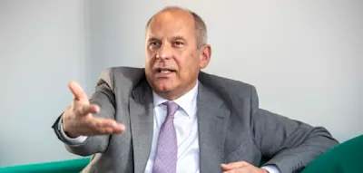 Hessischer Minister fordert Handyortung von ausreisepflichtigen Migranten