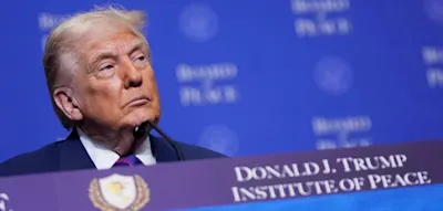 &bdquo;Das darf er nicht ⁠tun&ldquo; &ndash; Trump wirft Obama wegen Alien-Aussage Geheimnisverrat vor