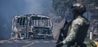 Armee t&ouml;tet m&auml;chtigen Drogenboss "El Mencho" &ndash; Kartell reagiert mit Brandanschl&auml;gen