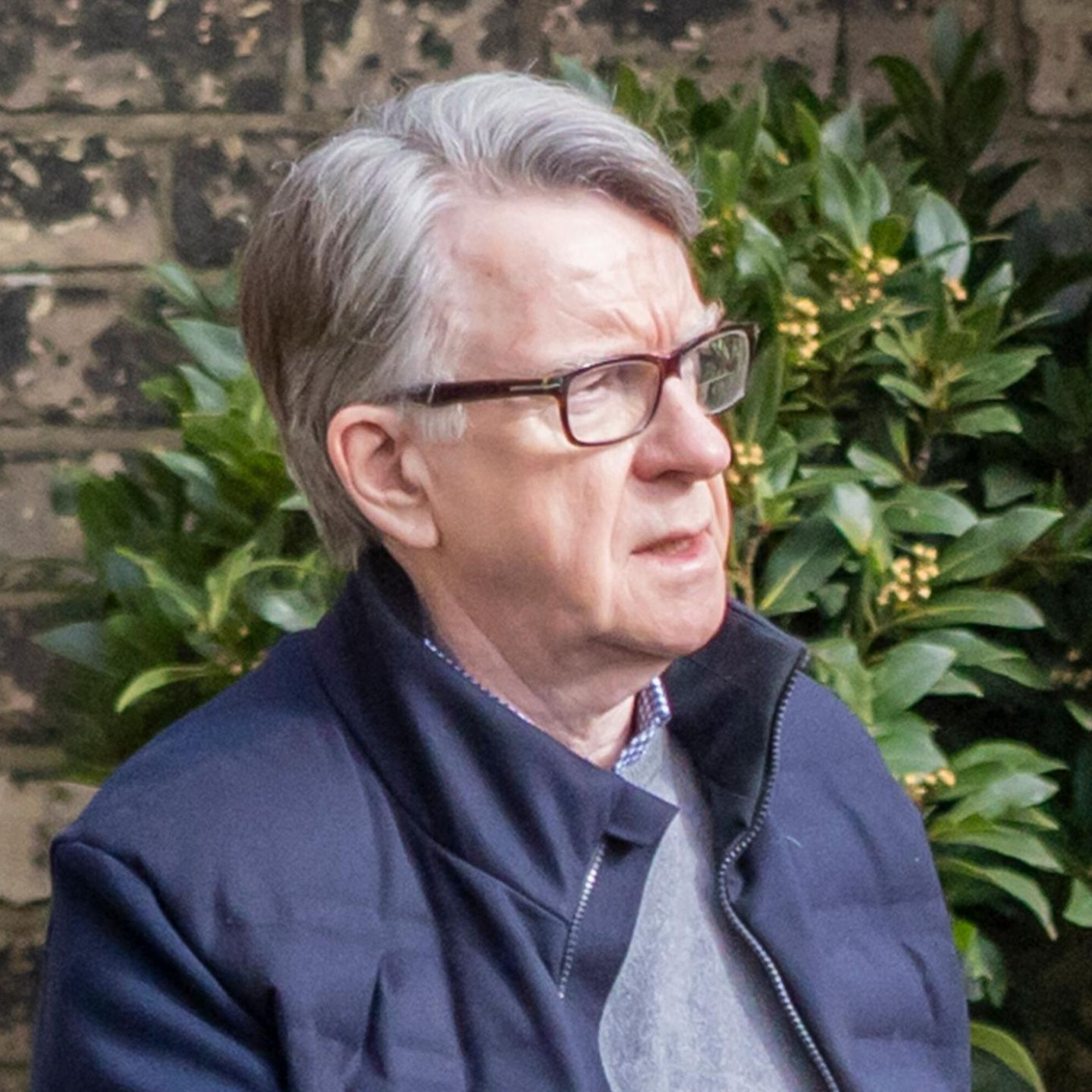 Britische Ex-Botschafter Peter Mandelson nach Festnahme auf Kaution wieder frei