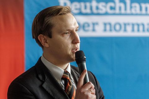 Zu viele Nazi-Parolen: AfD will Vorstandsmitglied von Jugendorganisation loswerden