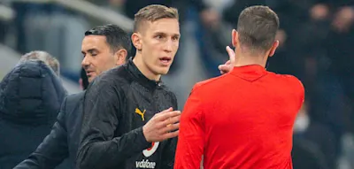 &bdquo;Selbst der Schiedsrichter konnte es nicht erkl&auml;ren&ldquo; &ndash; Schlotterbeck r&auml;tselt &uuml;ber Rot