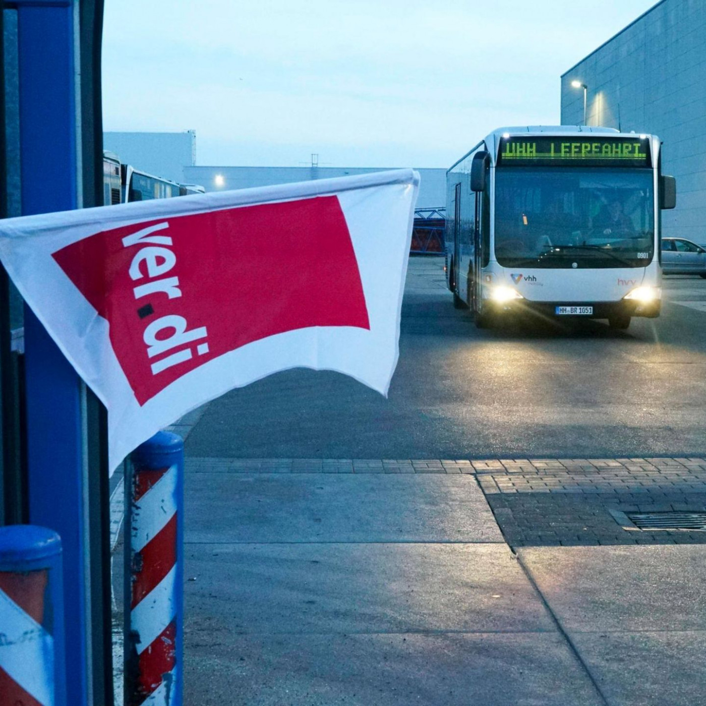 Busse und Bahnen rollen wieder &ndash; doch war der Warnstreik erst der Anfang?