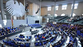 Bundestag beschlie&szlig;t Reform des B&uuml;rgergelds