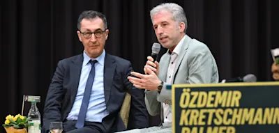 Bei der Union &bdquo;gibt es solche Abgeordnete nicht. Es ist absurd&ldquo;, stichelt Palmer gegen die Gr&uuml;nen