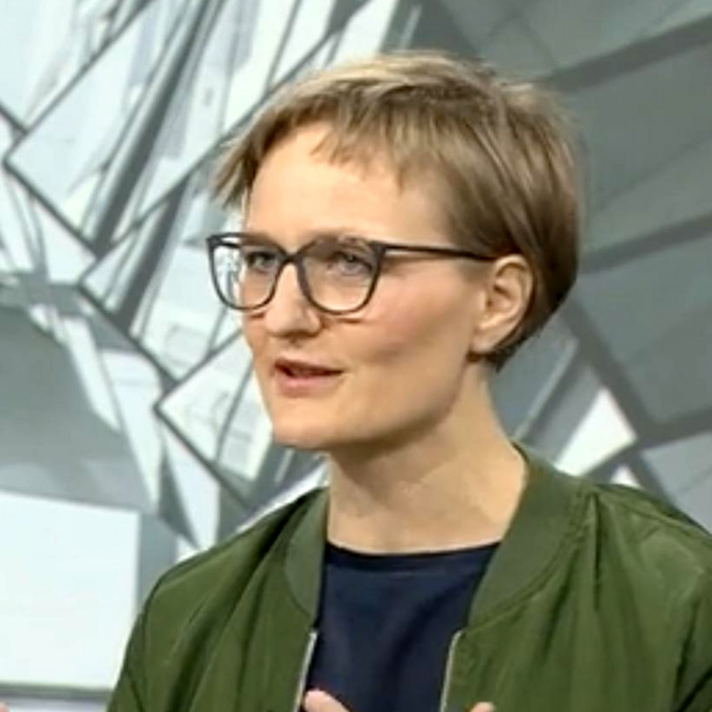 Gr&uuml;nen-Chefin h&auml;lt Kritik der eigenen Jugend f&uuml;r &bdquo;absurd&ldquo;