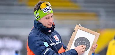 Diagnose Hodenkrebs &ndash; Deutschlands Trainer R&ouml;iseland operiert