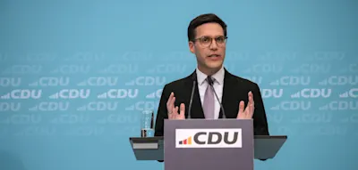 &bdquo;Wir lassen uns nicht herumschubsen&ldquo;, klagt Hagel &ndash; und warnt vor &bdquo;amerikanischen Verh&auml;ltnissen&ldquo;