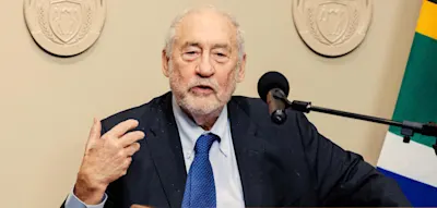 Nobelpreistr&auml;ger kritisiert Trump &ndash; &bdquo;Handgranate auf Weltwirtschaft geworfen&ldquo;