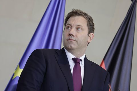 Sonderverm&ouml;gen zweckentfremdet f&uuml;r &bdquo;sinnbefreite Wahlversprechen&ldquo;