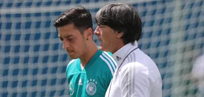 &bdquo;War mir zu lang&ldquo; &ndash; L&ouml;w hat &Ouml;zils R&uuml;cktrittserkl&auml;rung nie gelesen