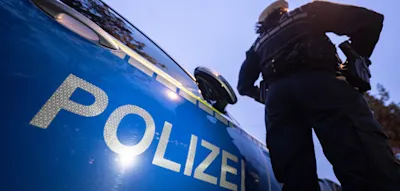 Polizei nimmt in Dortmund 152 Hooligans fest
