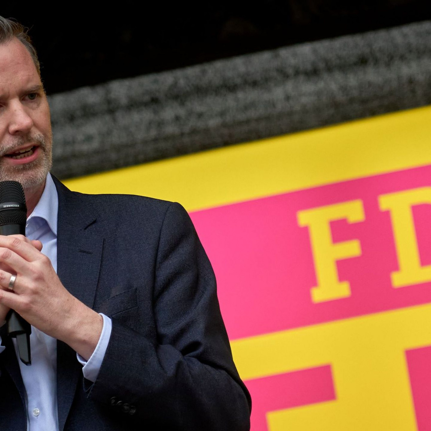 FDP-Spitze um Parteichef D&uuml;rr tritt nach Wahlpleiten zur&uuml;ck