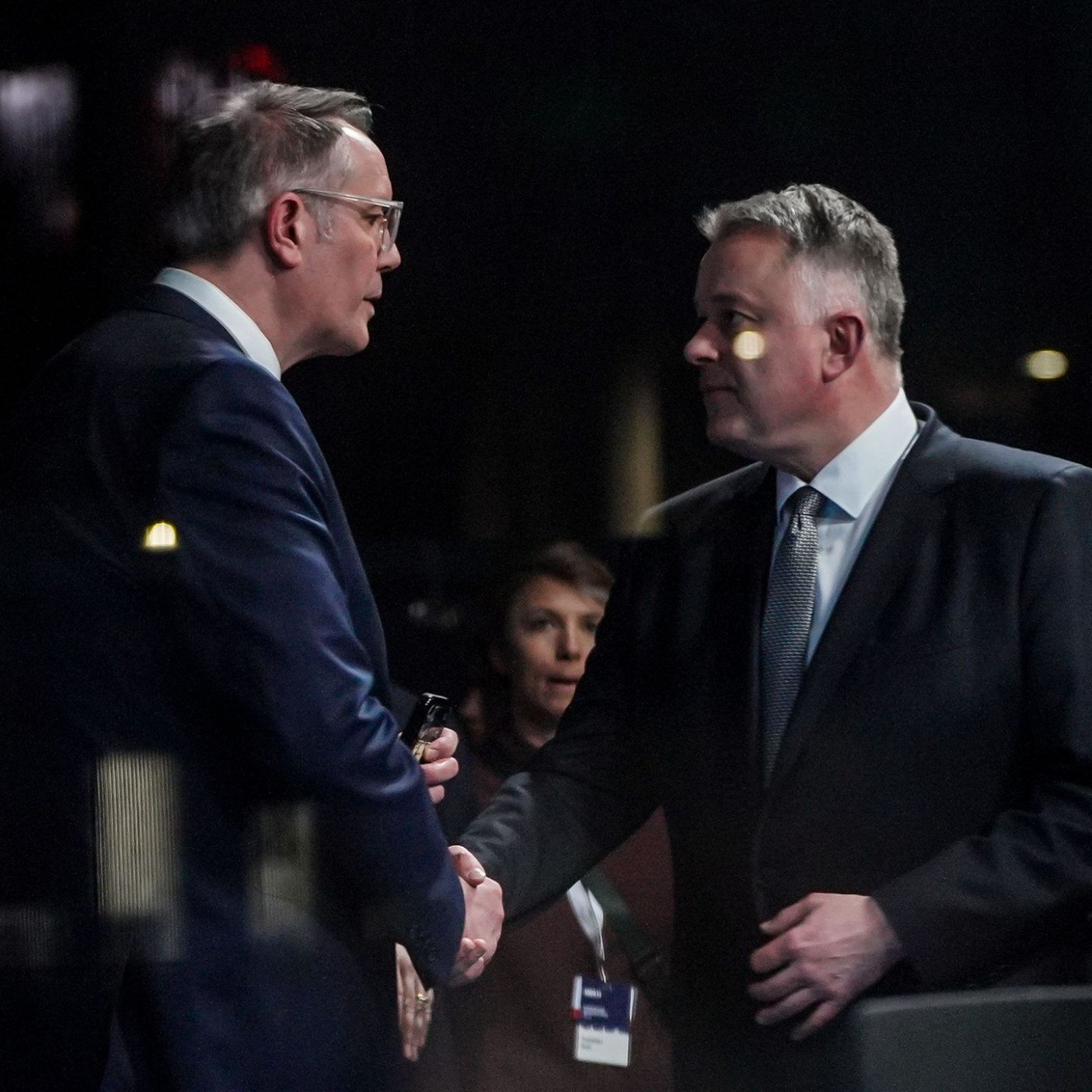 Schweitzer und Schnieder sollen miteinander verhandeln