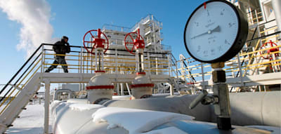 Drohnenangriffe, beschlagnahmte Tanker &ndash; Russische &Ouml;lexporte sind um 40 Prozent gesunken