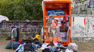 Neues Gesetz: Fast Fashion Hersteller sollen f&uuml;r Altkleider zahlen