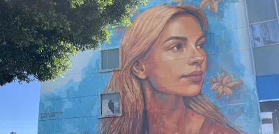 US-Demokraten lassen Wandbild von Messer-Opfer entfernen, weil es von Elon Musk finanziert wird