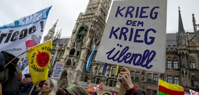 &bdquo;Wir sind keine Ersatzteile f&uuml;r die Bundeswehr&ldquo; &ndash; Tausende Teilnehmer bei Osterm&auml;rschen