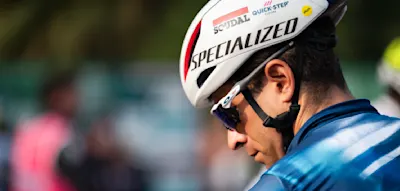 &bdquo;Einfach von der Strecke gerammt&ldquo; &ndash; Radprofi vom Auto des Rennarztes angefahren