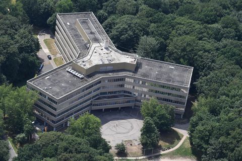 Gericht entfernt fr&uuml;here Bremer Bamf-Chefin aus Beamtenverh&auml;ltnis