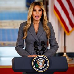 Melania Trump streitet Epstein-Kontakt ab &ndash; Erkl&auml;rung wirft Fragen auf