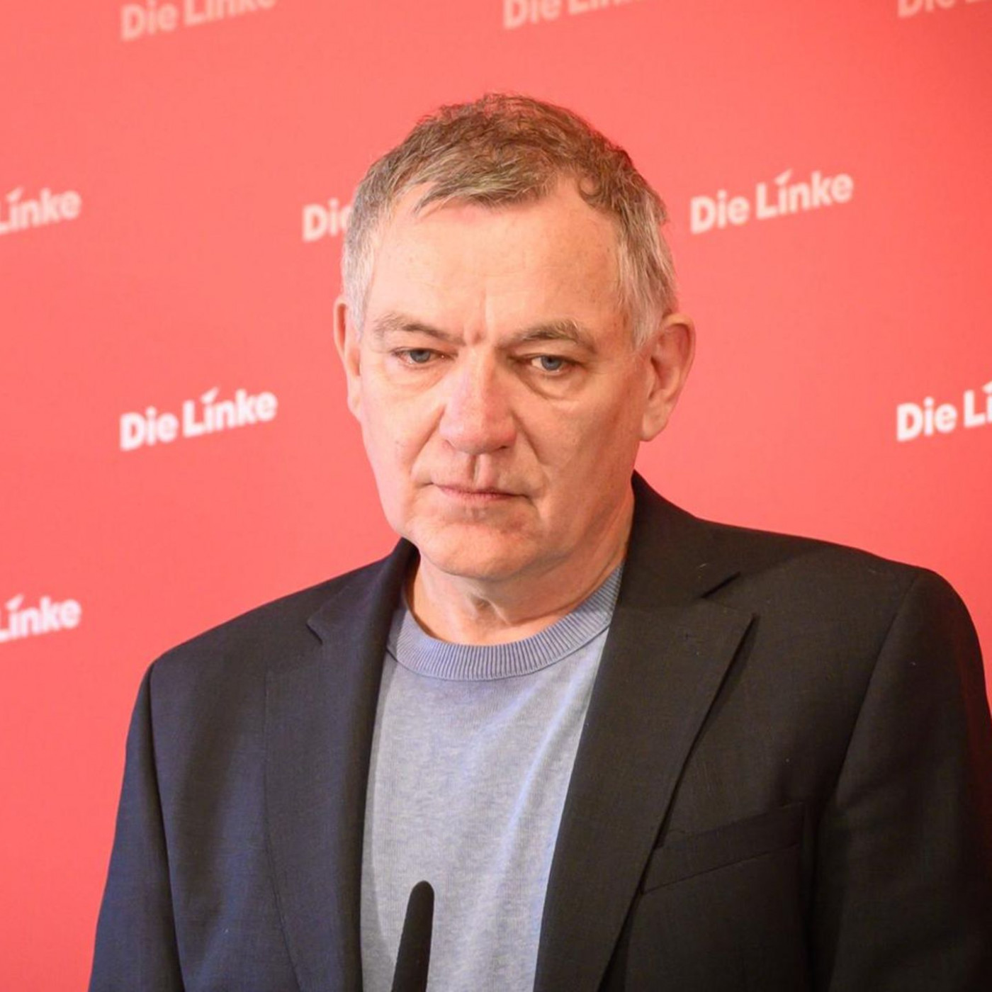 Jan van Aken gibt sein Amt als Linken-Chef ab