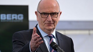 Woidke: Strom muss da billig sein, wo Windr&auml;der stehen