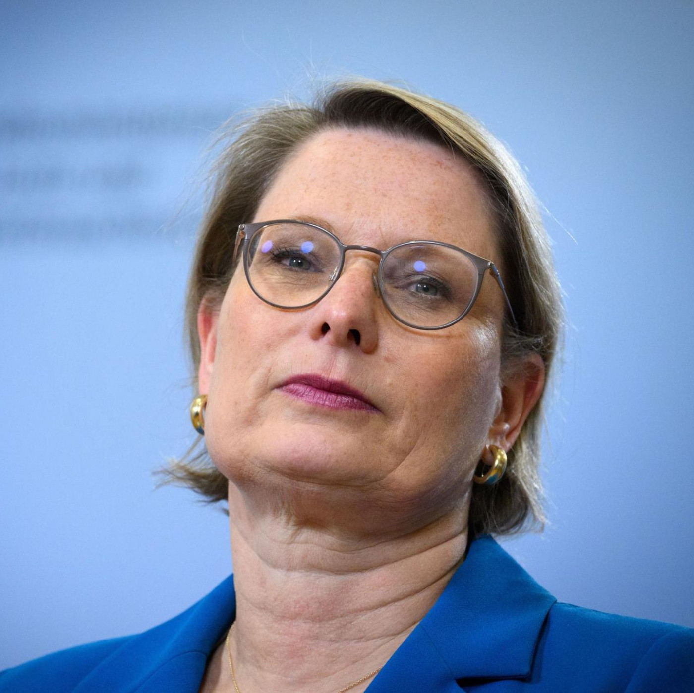 KI-Pornos: &bdquo;Deepfake-Herstellung bleibt nicht straflos&ldquo;