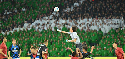Paderborn Tabellenf&uuml;hrer &ndash;&nbsp;doch f&uuml;r den H&ouml;hepunkt des Spitzenspiels sorgen Hannovers Fans