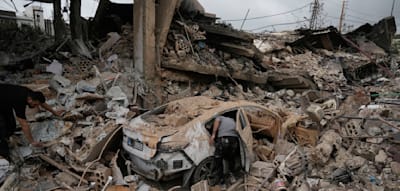 Israelischer Soldat schl&auml;gt mit Axt auf Jesus-Figur ein &ndash; Au&szlig;enminister entschuldigt sich