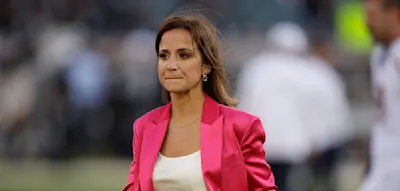 Pikante Fotos &ndash; Der Cheftrainer nimmt eine Auszeit, die Reporterin k&uuml;ndigt