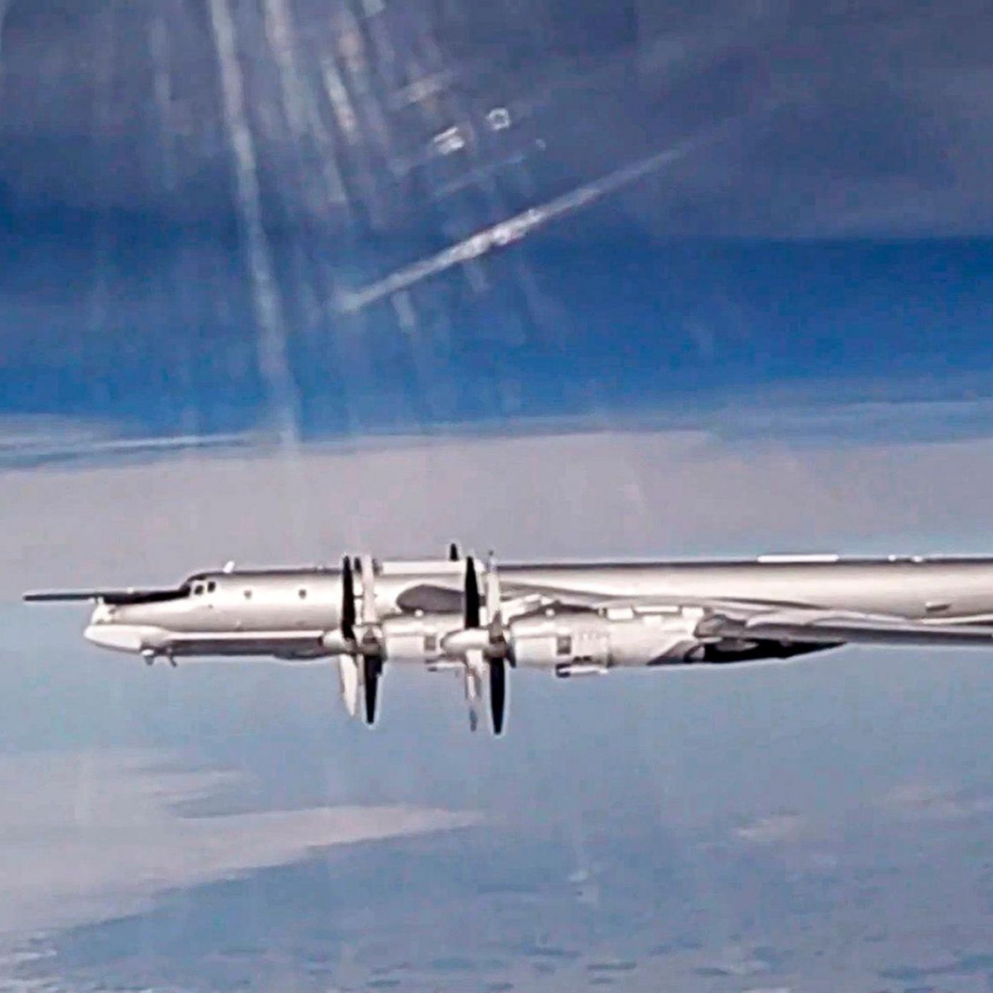 Russland greift Ukraine mit Raketen und Drohnen an