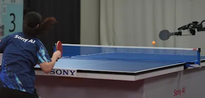 Besser als Timo Boll? Roboter &bdquo;Ace&ldquo; bringt Tischtennis-Profis ans Limit