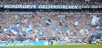 Angst vor Platzsturm &ndash; Schalke droht mit Abbruch der Aufstiegs-Party