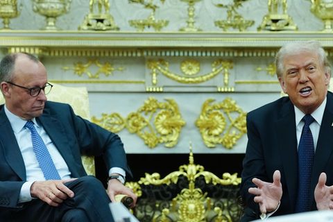 &bdquo;Er wei&szlig; nicht, wovon er redet&ldquo;: Donald Trump kontert Kritik von Merz