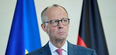 &bdquo;Muss aufpassen, dass er nicht wie eine Mimose r&uuml;berkommt&ldquo; &ndash; Merz&lsquo; Aussage l&ouml;st Kopfsch&uuml;tteln aus