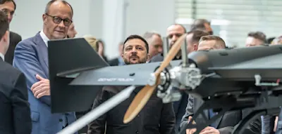 Selenskyj sieht Chancen f&uuml;r ukrainische R&uuml;stungsexporte, Putin beklagt Angriffe Kiews