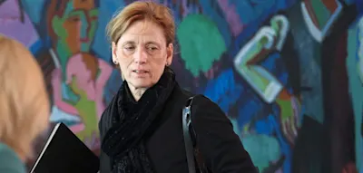 &bdquo;&Uuml;berheblichkeit selbstreferenzieller Gruppen&ldquo;&nbsp;&ndash; Prien verteidigt K&uuml;rzungen bei &bdquo;Demokratie leben&ldquo;